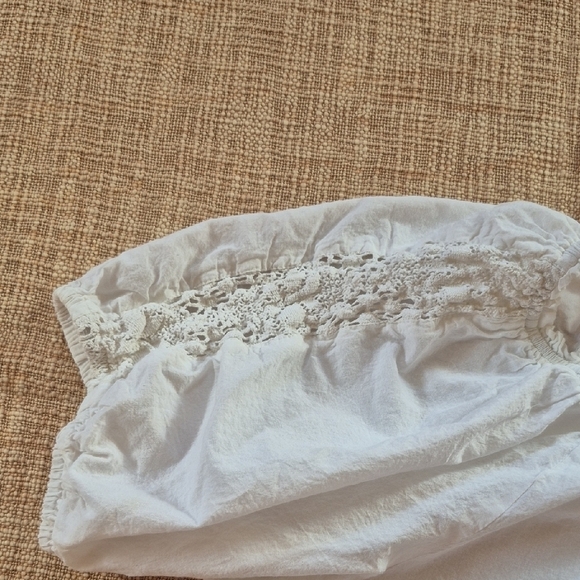 Plus Size White Cotton Renaissance Type Blouse - Picture 7 of 8